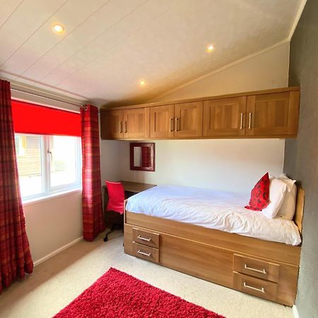 Benarty 11 With Private Hot Tub - Fife - Loch Leven - Lomond Hills - Pet Friendly Vila Kelty Exterior foto