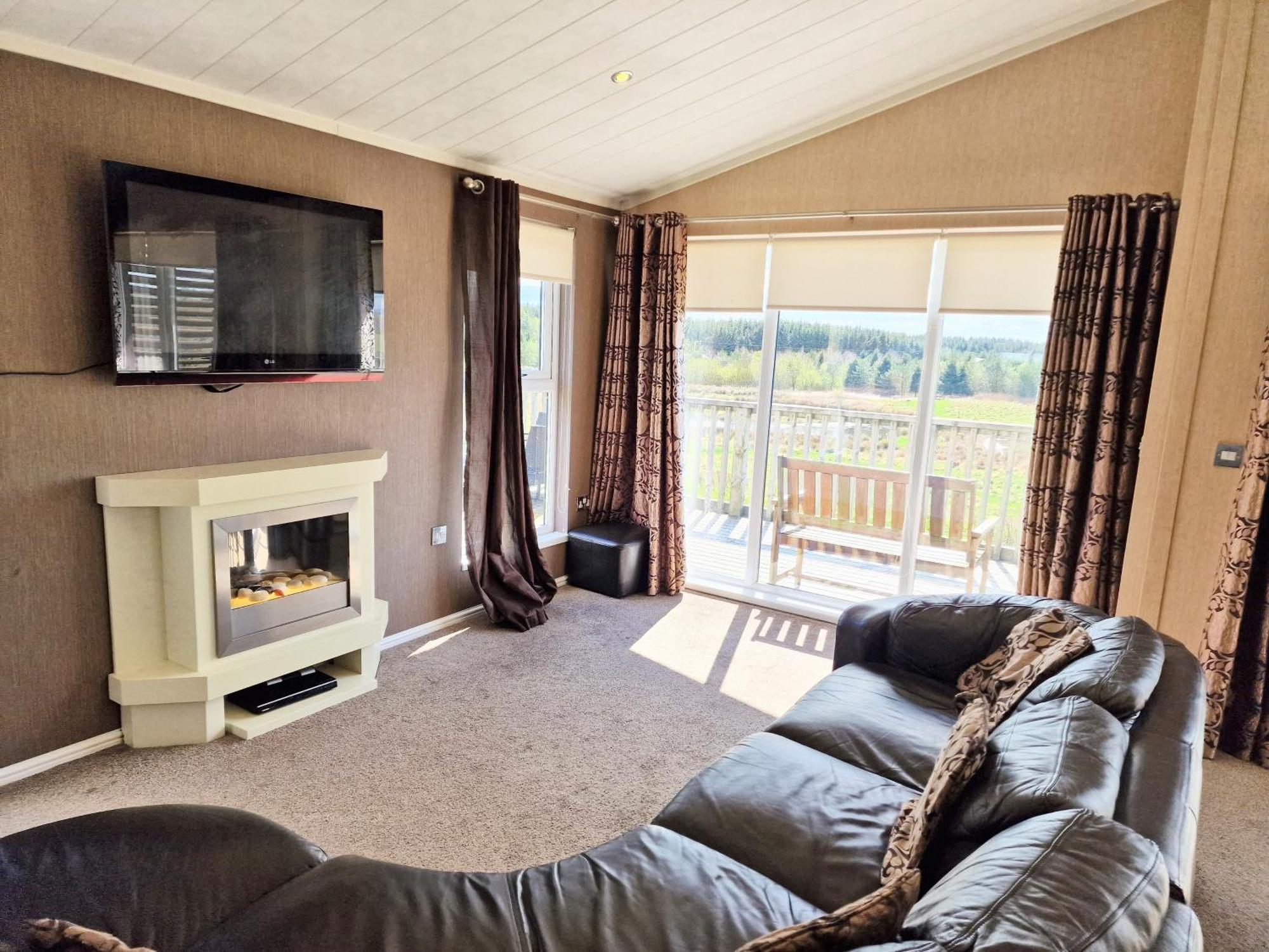 Benarty 11 With Private Hot Tub - Fife - Loch Leven - Lomond Hills - Pet Friendly Vila Kelty Exterior foto